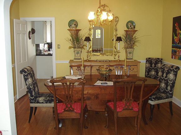 4th image of 505 Oxford Pl
