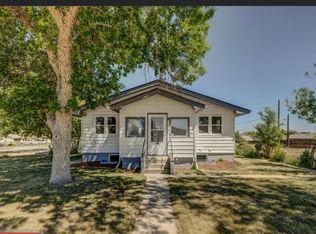 780 1st St, Evansville, WY 82636