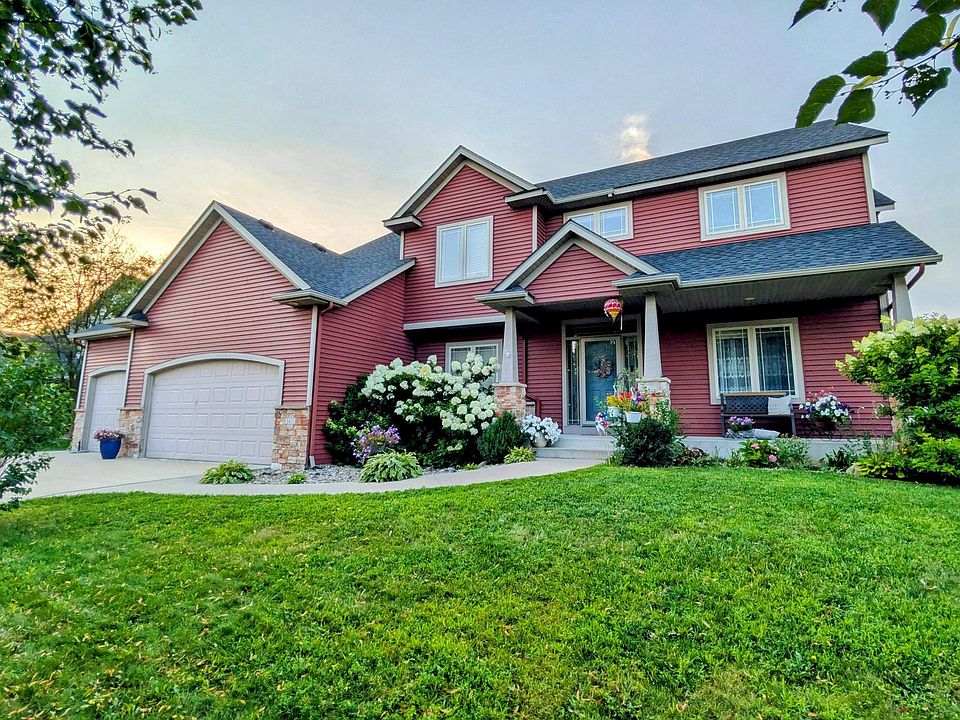 1st image of 3411 Tralee Ln NE