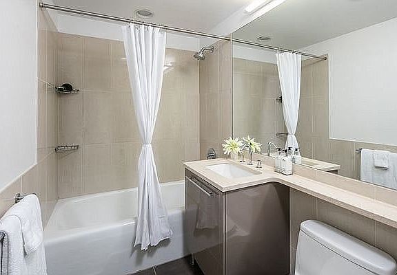 5th image of 250 W 93rd St APT 17F