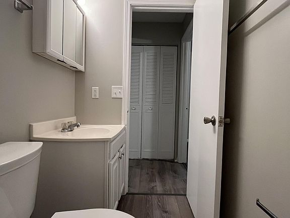 5th image of 3031 Westwood Northern Blvd #22