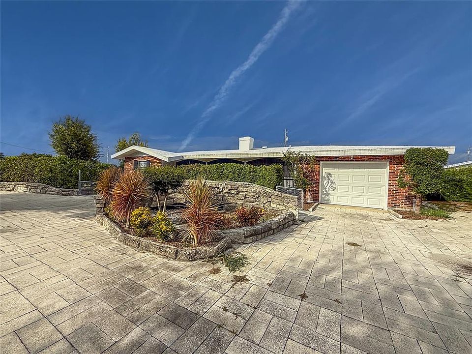 1st image of 3205 BOUGAINVILLEA STREET