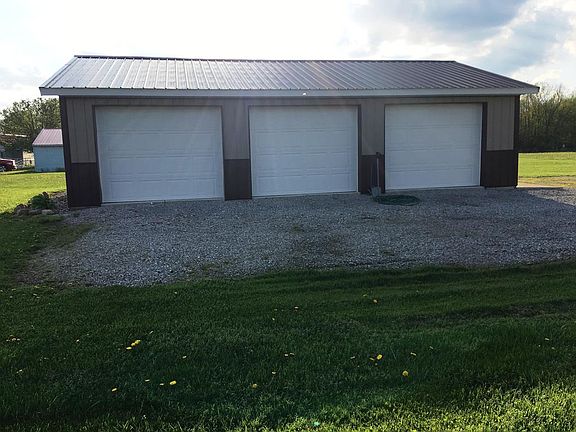 4th image of 334 Township Road 1101