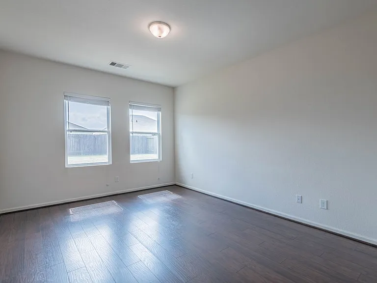1012 Blue Beech Ln — Photo 6