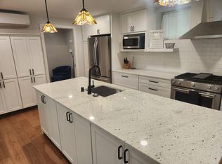 952 21st Ave E #B, Seattle, WA 98112