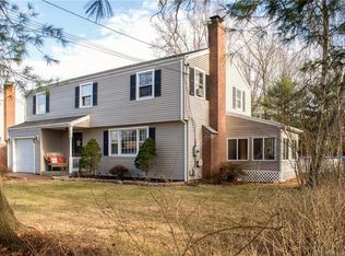 1256 Willard Ave, Newington, CT 06111