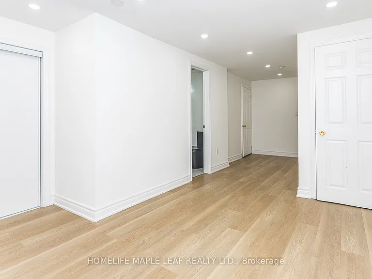 45 Bristol Rd E #10 — Photo 33