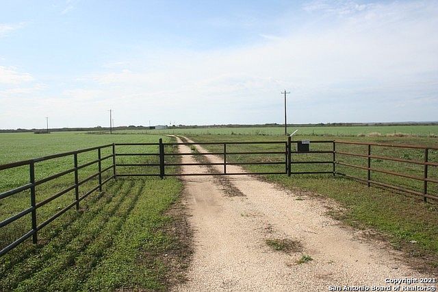 1st image of 6403 N US Highway 83
