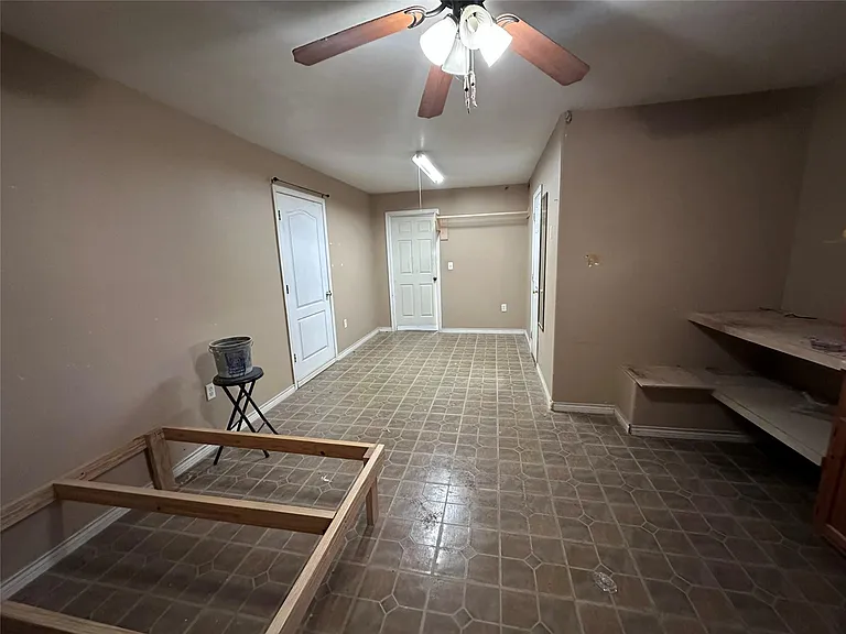 1204 County Road 408 — Photo 18