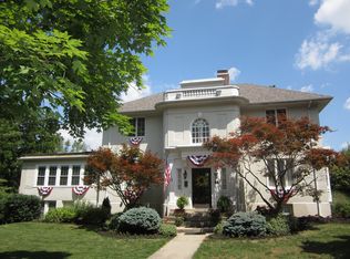 347 Schenck Ave, Oakwood, OH 45409