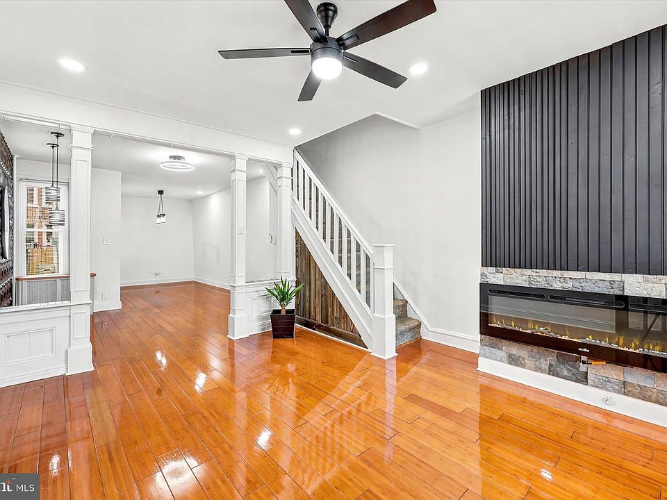 1st image of 3010 Aramingo Ave