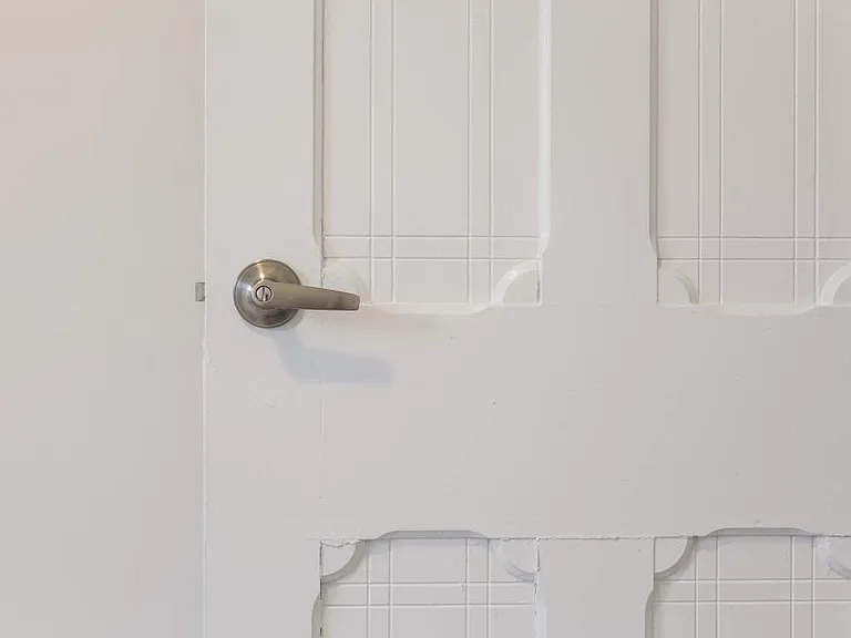 44 Weber St W — Photo 10