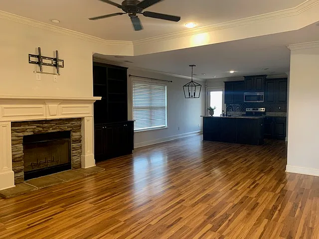 24704 Silent Spring Dr — Photo 3