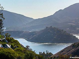 1555 Skyhawk Rd, Escondido, CA 92029