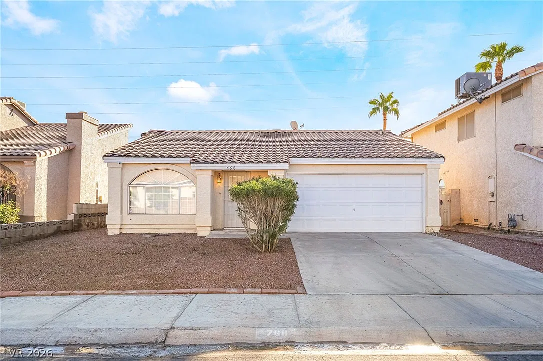 2 bed, 1.0 bath, 1071 sqft, $1,850 — Photo 1