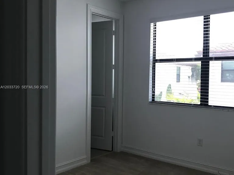 11324 SW 15th St #11324 — Photo 21