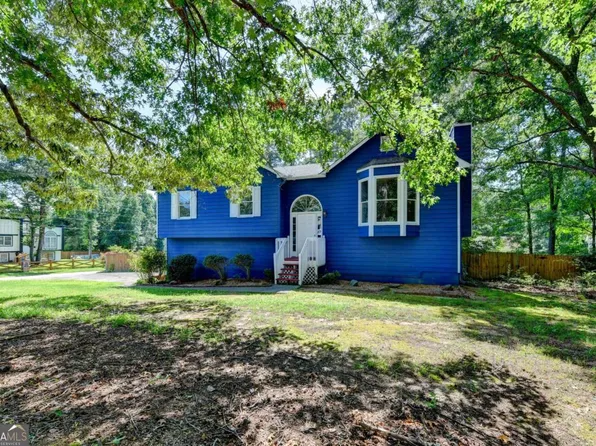 18 Silverthorne Ct, Douglasville, GA 30134