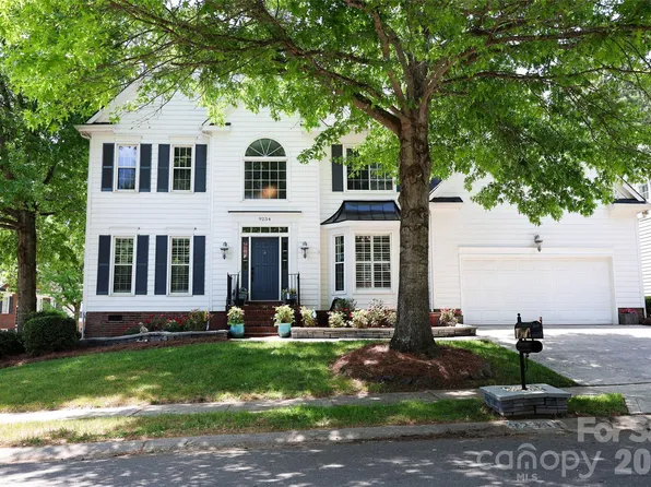 9234 Brechin Dr, Charlotte, NC 28277