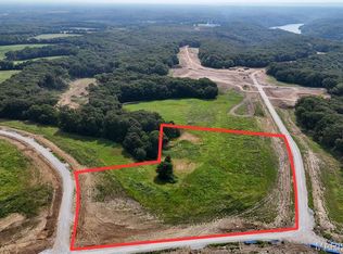 404 Stones Throw Ct, Defiance, MO 63341