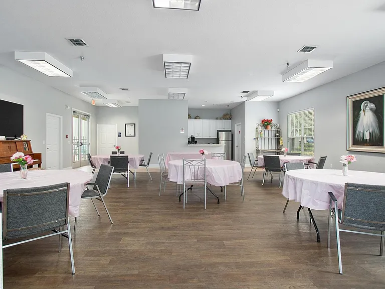 Silver Pointe Seniors 55+ — Photo 10