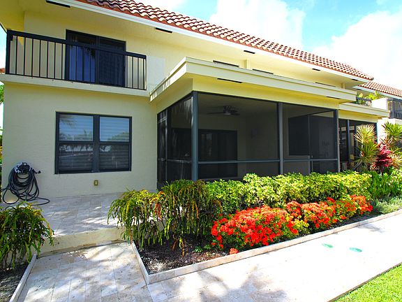 4th image of 1109 Bel Air Dr #6
