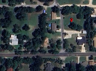 209 N Hill St, Pilot Pt, TX 76258