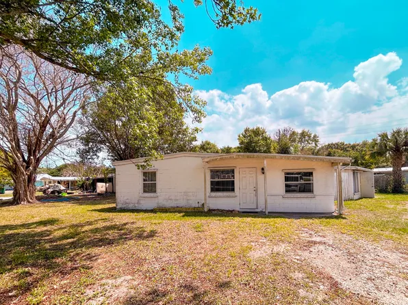 5000 Regina Drive, Fort Pierce, FL 34982