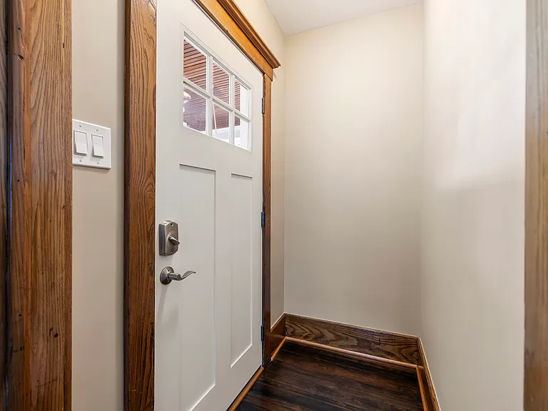 5 Hillside Ave — Photo 6