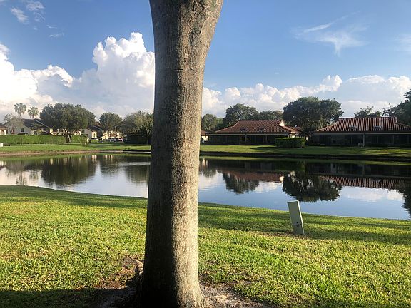 Home For Sale In Palm Chase Lakes
