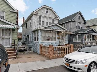 5820 41st Dr, Flushing, NY 11377