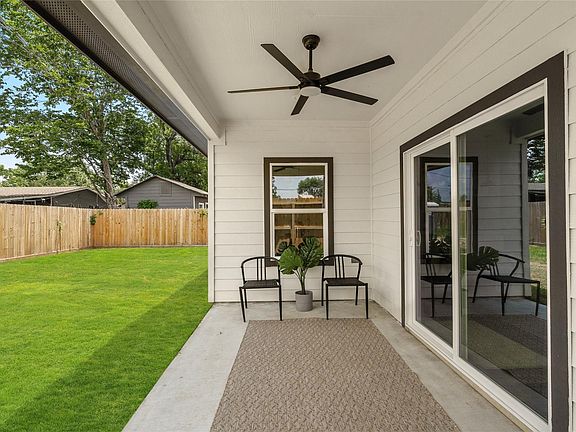 5th image of 14307 Laredo St
