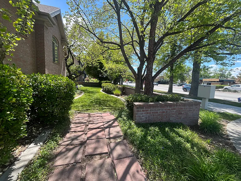 242 N 500 W #101 — Photo 13