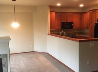 19724 76th Ave W #XX, Lynnwood, WA 98036