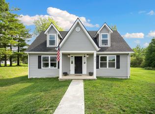 937 Sportsman Club Rd, Newark, OH 43055