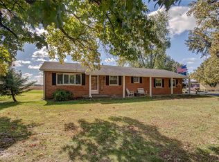 4556 Seiler Rd, Dorsey, IL 62021