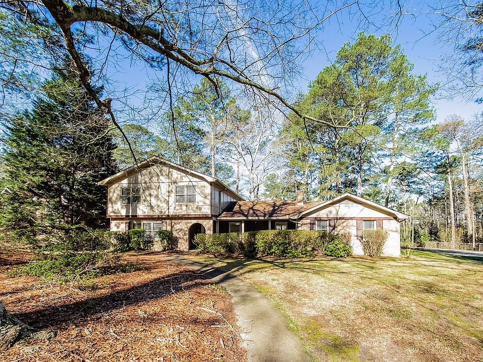1st image of 2528 Amalfi Dr
