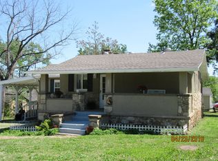 241 1st St, Hollister, MO 65672