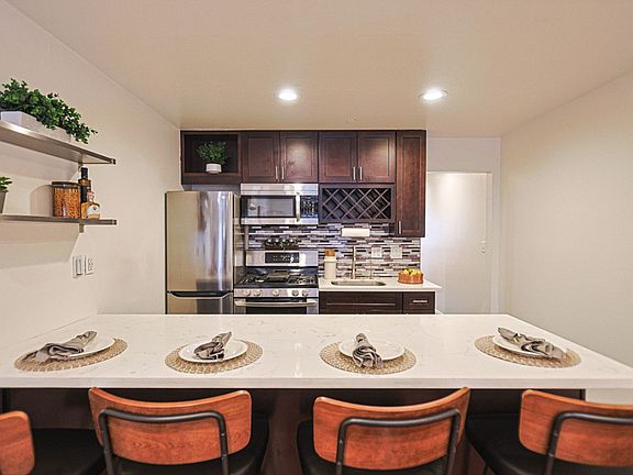 2nd image of 17200 Newhope St APT 226