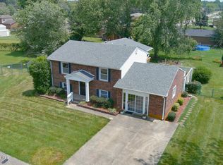 242 Senate Cir, Radcliff, KY 40160