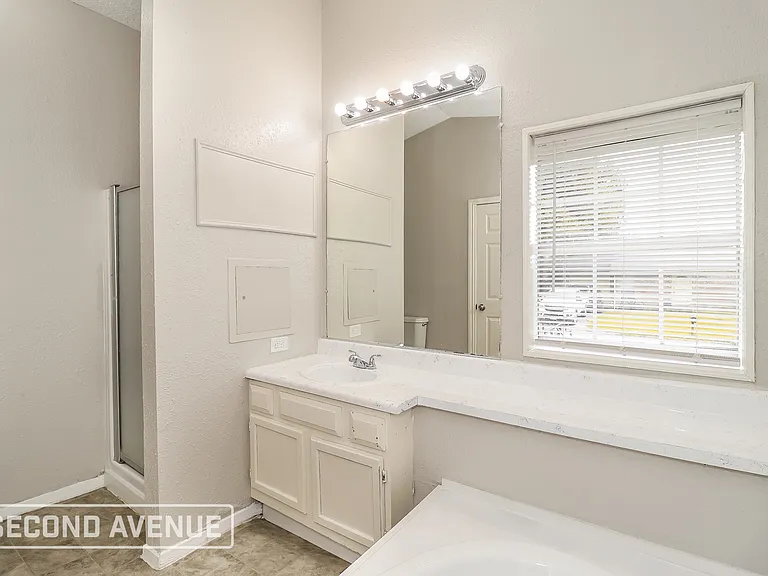 127 Woodhill St — Photo 14