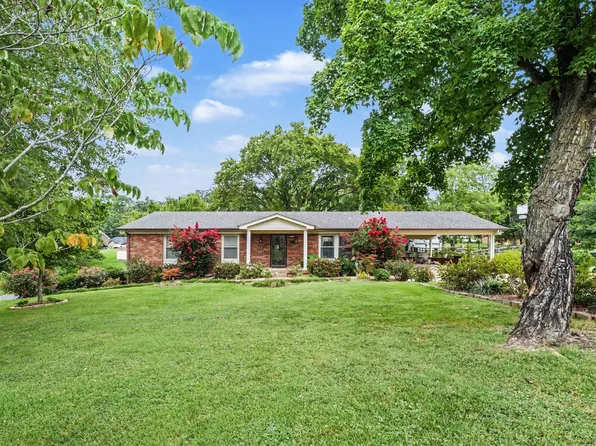 2310 Beechwood Dr, Springfield, TN 37172