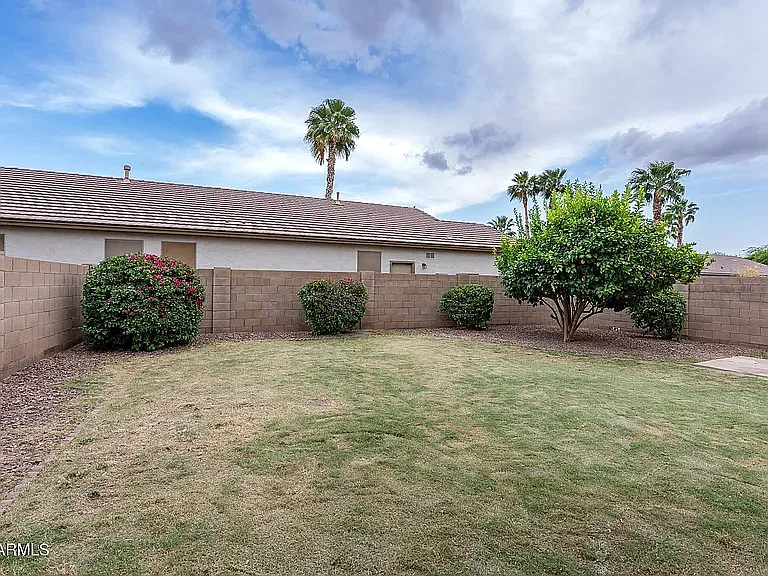 231 N Nash Way — Photo 13