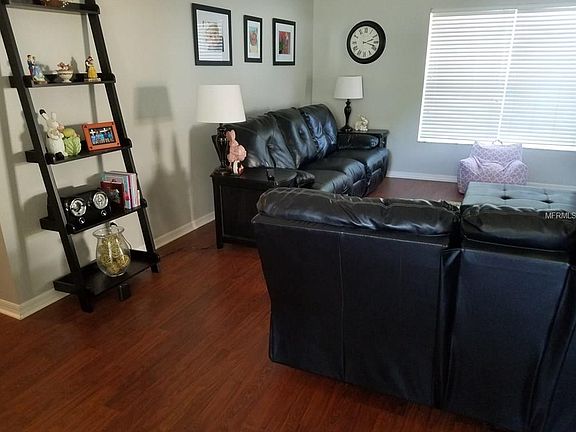 3rd image of 36342 Grand Island Oaks Cir