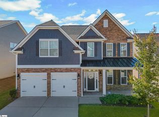 415 Raleighwood Ln, Simpsonville, SC 29681