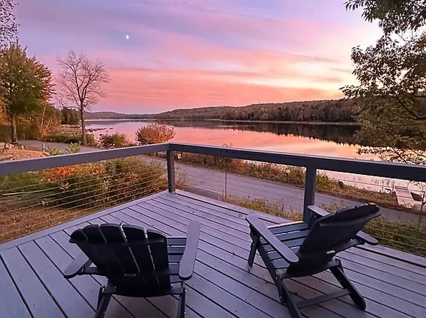 1080 Goose Pond Rd, Canaan, NH 03741