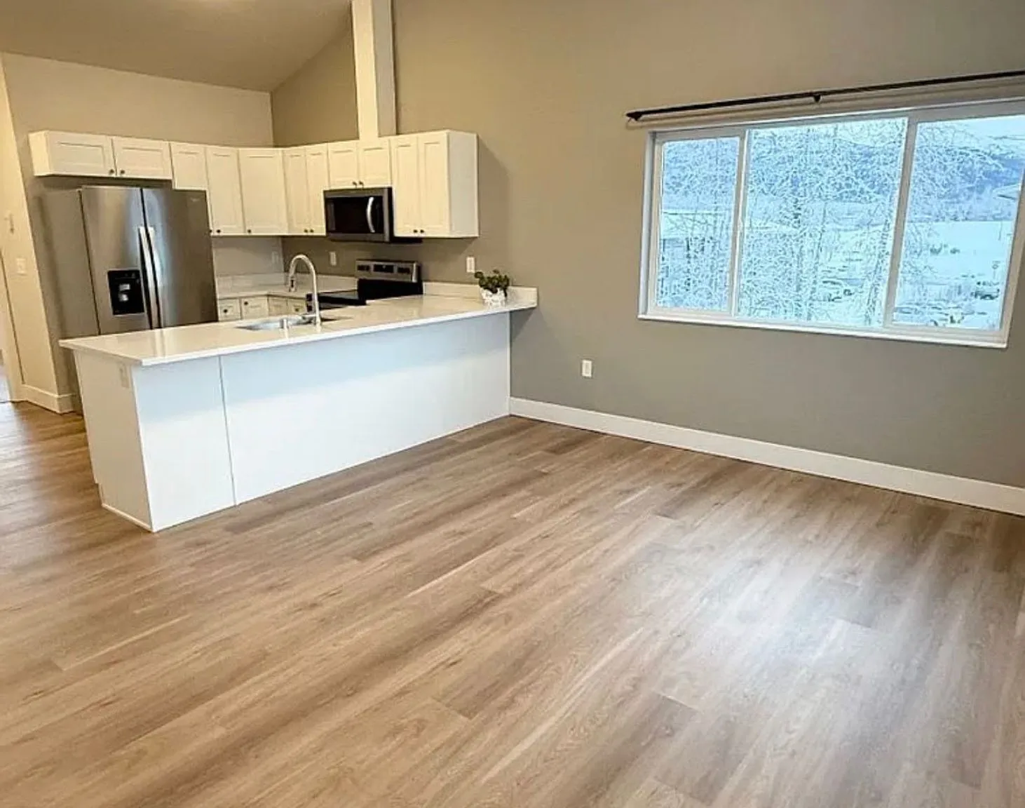 16875 Hanson Drive - SL70/30 — Photo 3