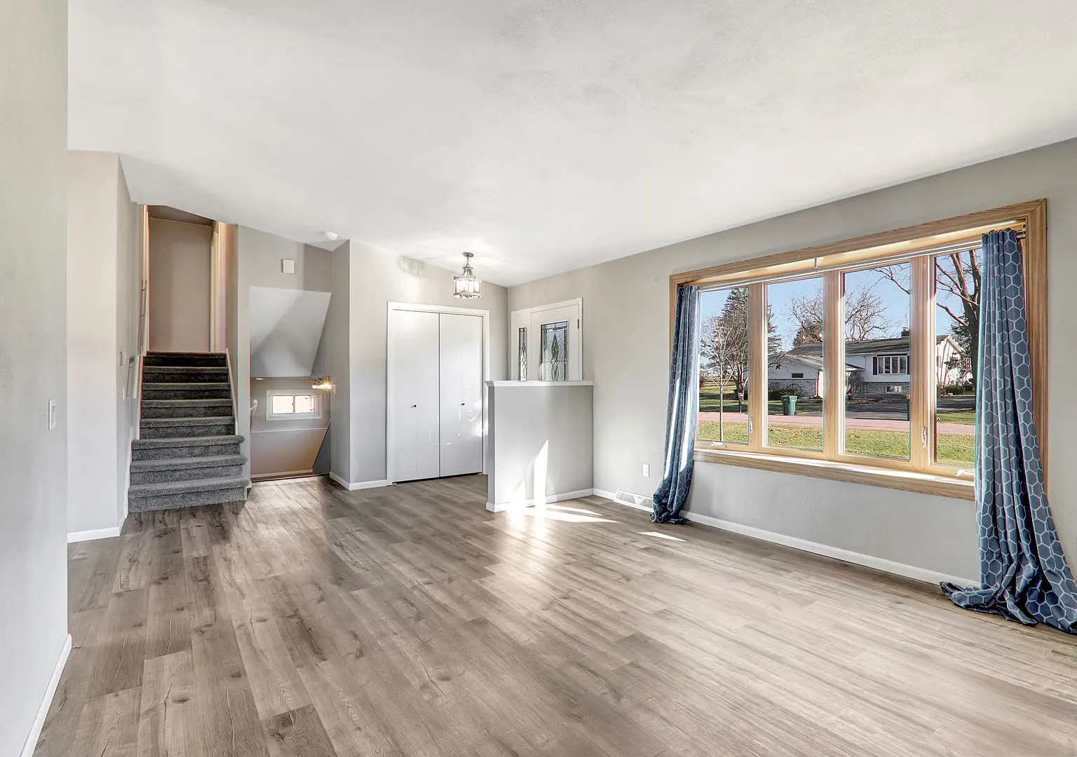 3789 Skyhigh Dr — Photo 4