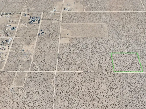 17700 E Avenue T8, Llano, CA 93544