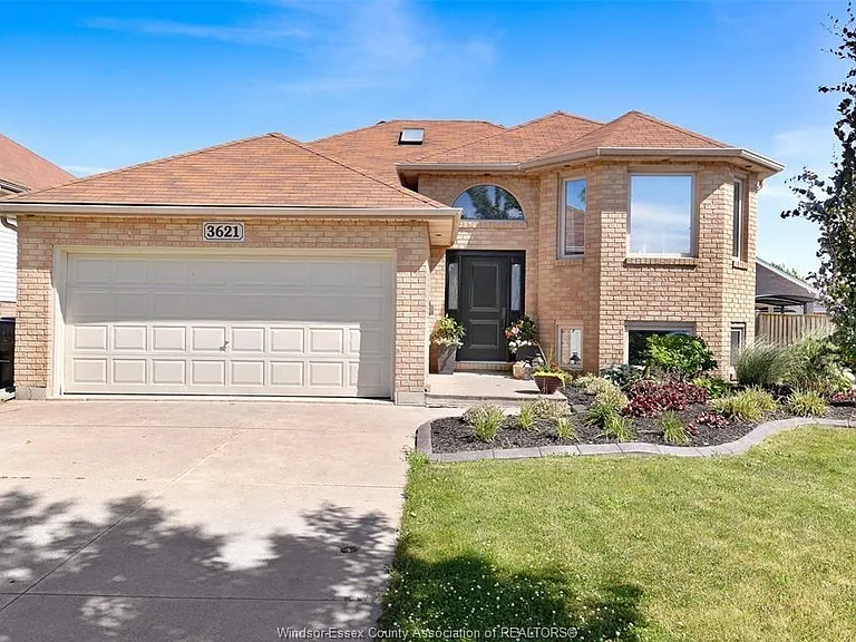 3621 Deerbrook Dr #LOWER — Photo 1