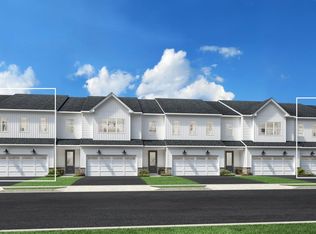 10 Oakwood Ln, Sellersville, PA 18960